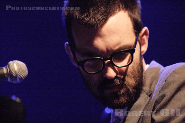 EELS - 2005-05-24 - PARIS - Le Bataclan - Mark Oliver Everett